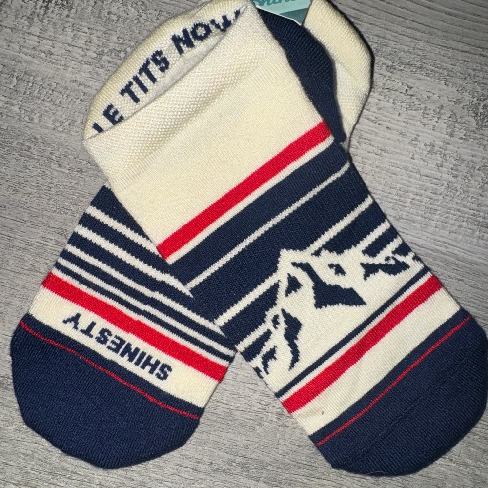 🧦Shinesty: Mountain socks 🧦